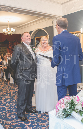 Graham-&-Jeanette-Statham Lodge Wedding - 00046