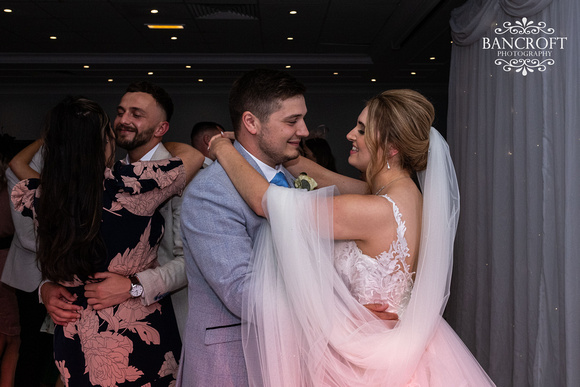 Oliver & Shanice - Village Hotel Wedding 00837