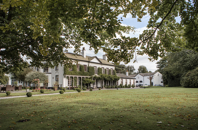 Ben_&_Victoria_St_Albans_Statham_Lodge_Wedding_00023