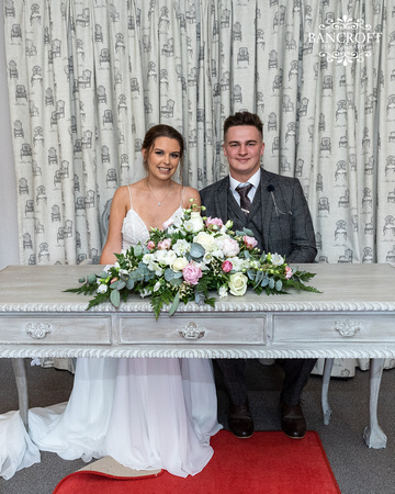 Toby & Holly - Slaters Country Inn  00347