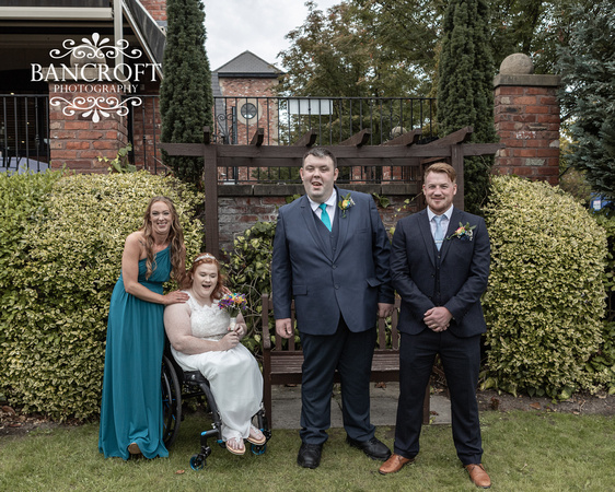 Liam_&_Beckie_Village_Hotel_Wedding 00287