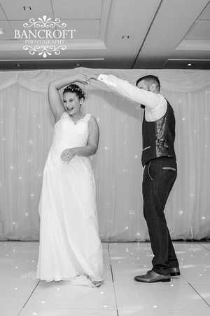 Kyle_&_Hollie_Village_Hotel_Wedding 00924