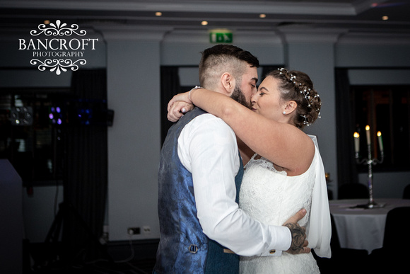 Kyle_&_Hollie_Village_Hotel_Wedding 00939