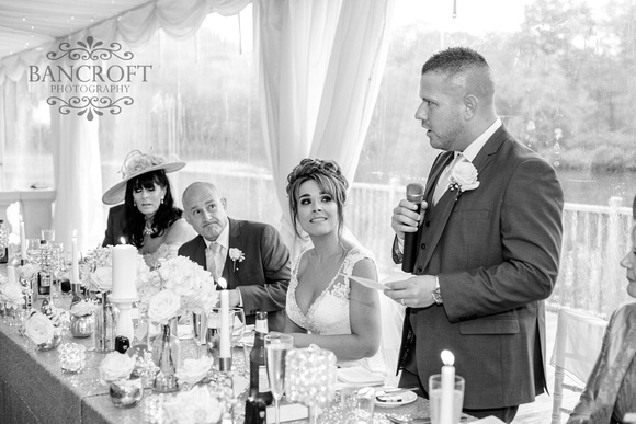 Richard_&_Sophie_Thornton_Manor_Wedding 00835