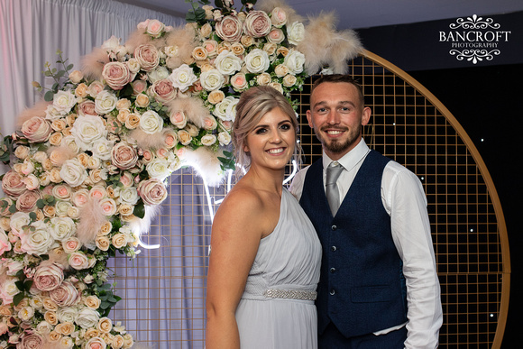 Andy & Sophie - Formby Hall 01034