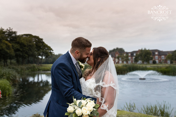 Andy & Sophie - Formby Hall 00898