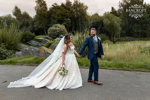 Andy & Sophie - Formby Hall 00872