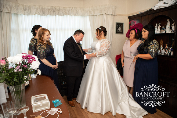 Brian_&_Helen_Chester_Doubletree_Hilton_Wedding 00221