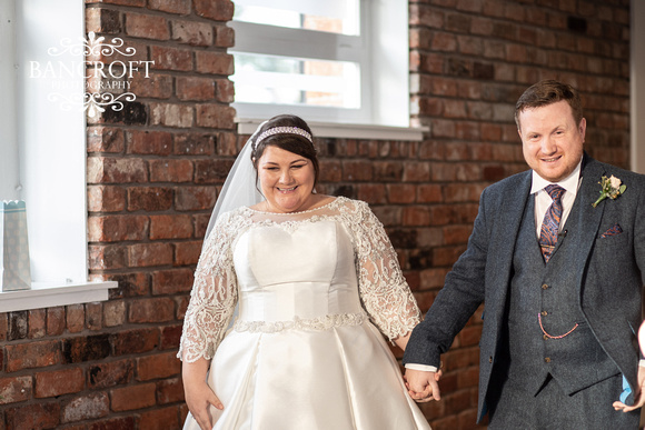 Brian_&_Helen_Chester_Doubletree_Hilton_Wedding 01093