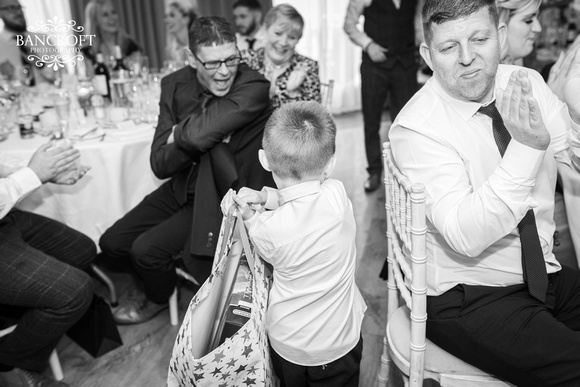 Patrick & Lucy - Mere Court Wedding 00878