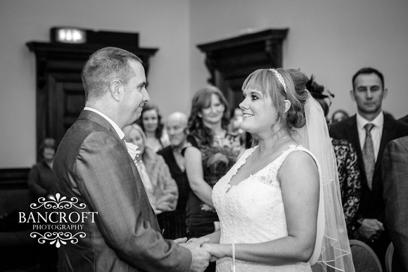 Simon_&_Claire_St_Georges_Liverpool_Wedding 00311