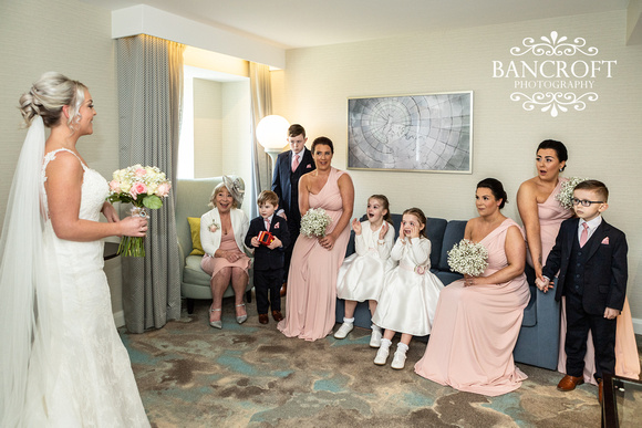 Gareth_&_Louise_Chester_Doubletree_Hilton_Wedding 00121