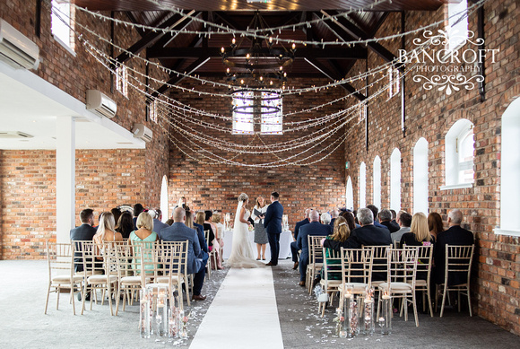 Gareth_&_Louise_Chester_Doubletree_Hilton_Wedding 00305