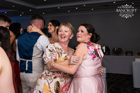 Oliver & Shanice - Village Hotel Wedding 00843