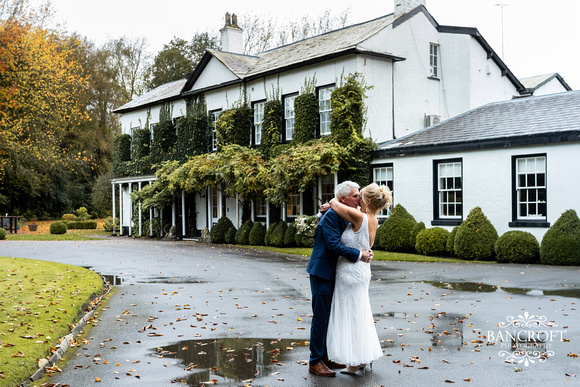 Lenny & Karen - Statham Lodge  00474