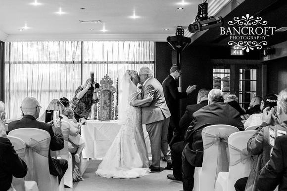 Neil_&_June_Hallmark_Hotel_Warrington_Wedding_Blog 00260