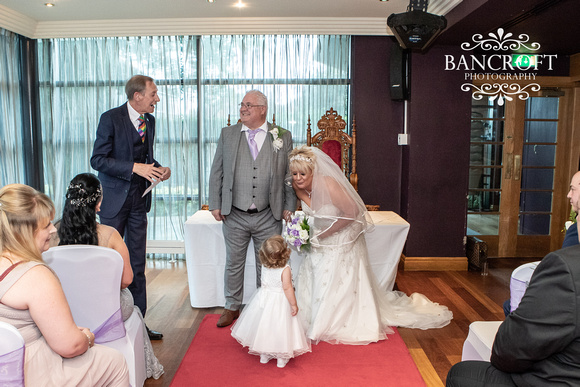 Neil_&_June_Hallmark_Hotel_Warrington_Wedding_Blog 00273