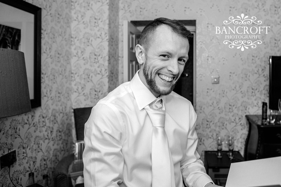 Matthew & Michelle - Mottram Hall Wedding 00093