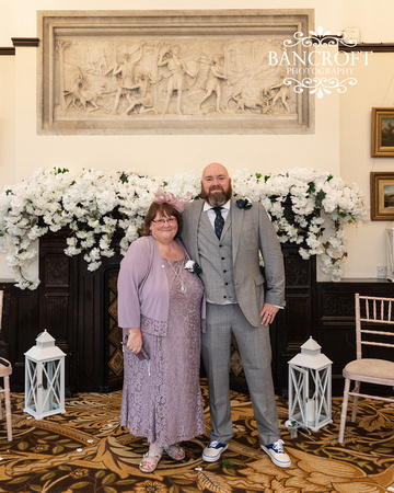 Ian & Emma - Walton Hall Wedding  00443