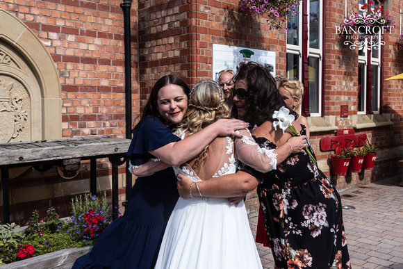 Andrew & Sacha - Irlam Station Black Swan Wedding 00349