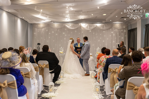 Oliver & Shanice - Village Hotel Wedding 00152