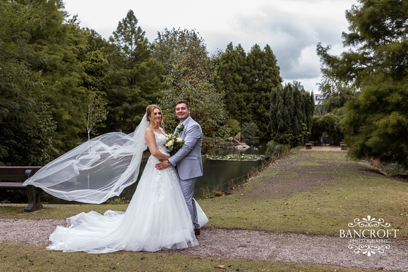 Oliver & Shanice - Village Hotel Wedding 00345