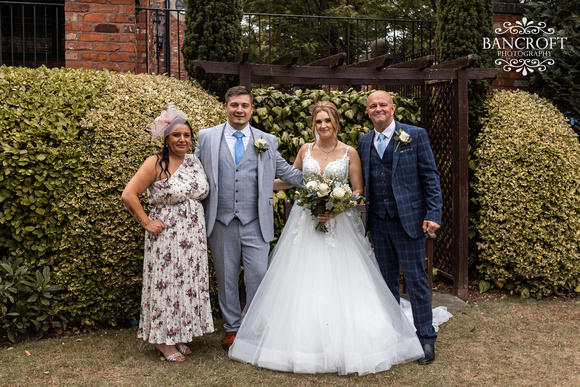 Oliver & Shanice - Village Hotel Wedding 00483