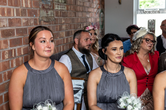 Andrew & Sacha - Irlam Station Black Swan Wedding 00246